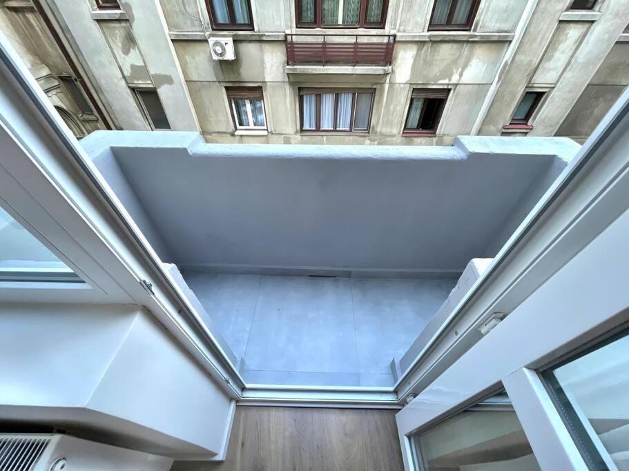 The General'S Apt Bukares Bagian luar foto